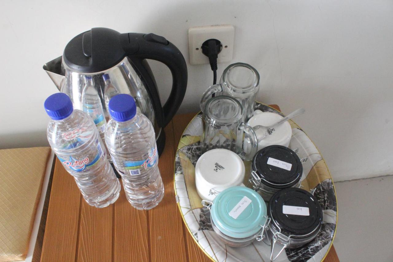 Wl Guesthouse Labuan Bajo Esterno foto