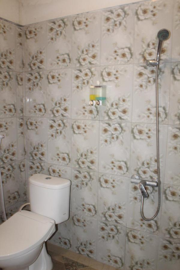 Wl Guesthouse Labuan Bajo Esterno foto