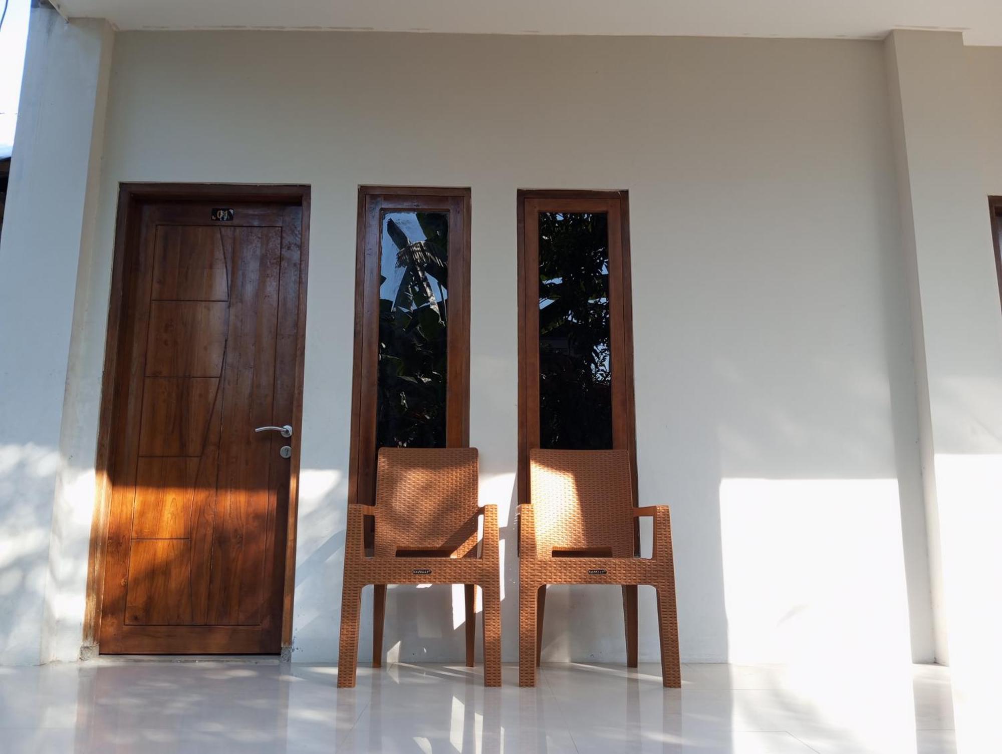 Wl Guesthouse Labuan Bajo Esterno foto