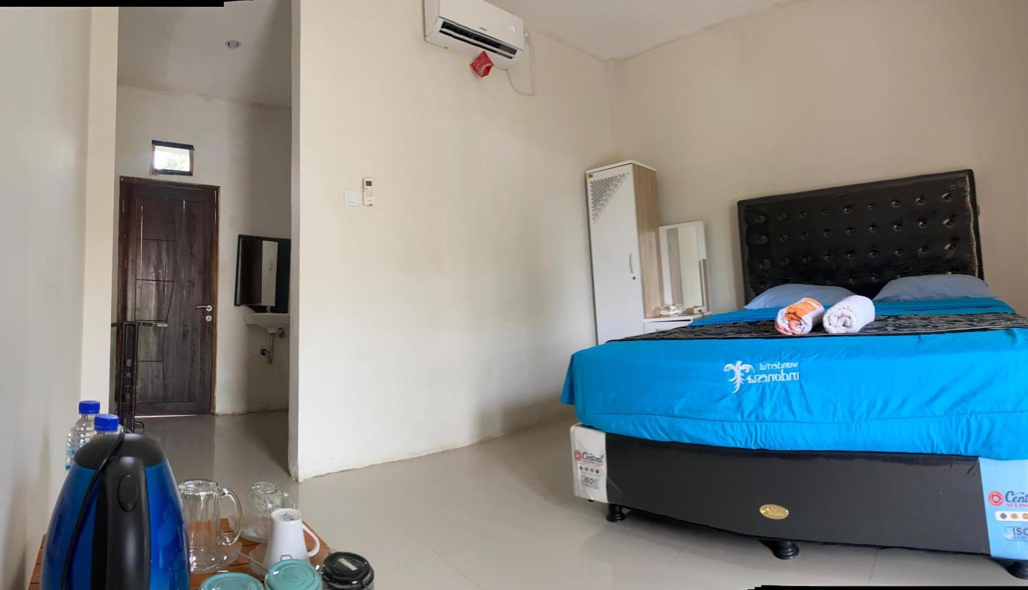 Wl Guesthouse Labuan Bajo Esterno foto