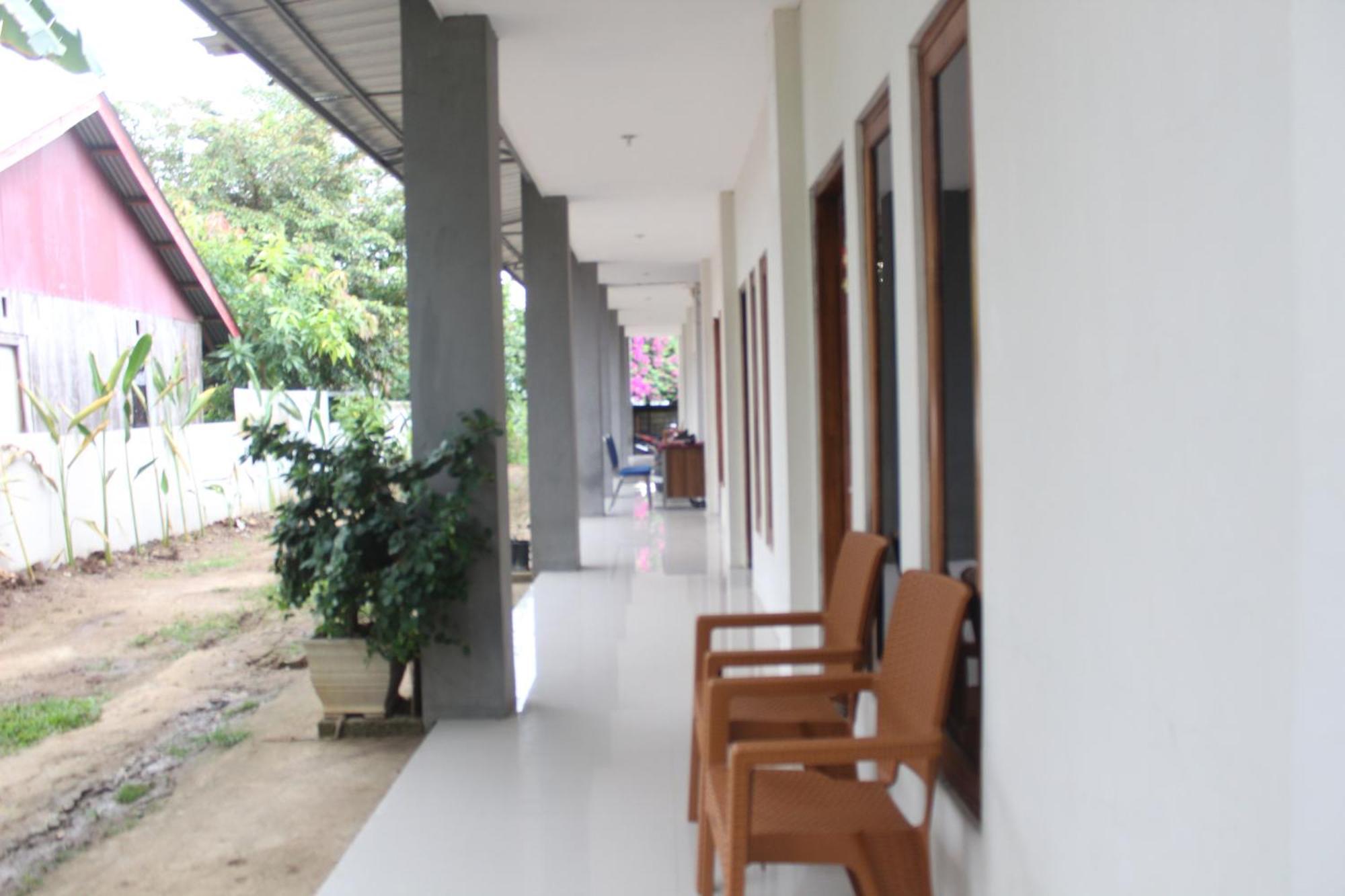 Wl Guesthouse Labuan Bajo Camera foto